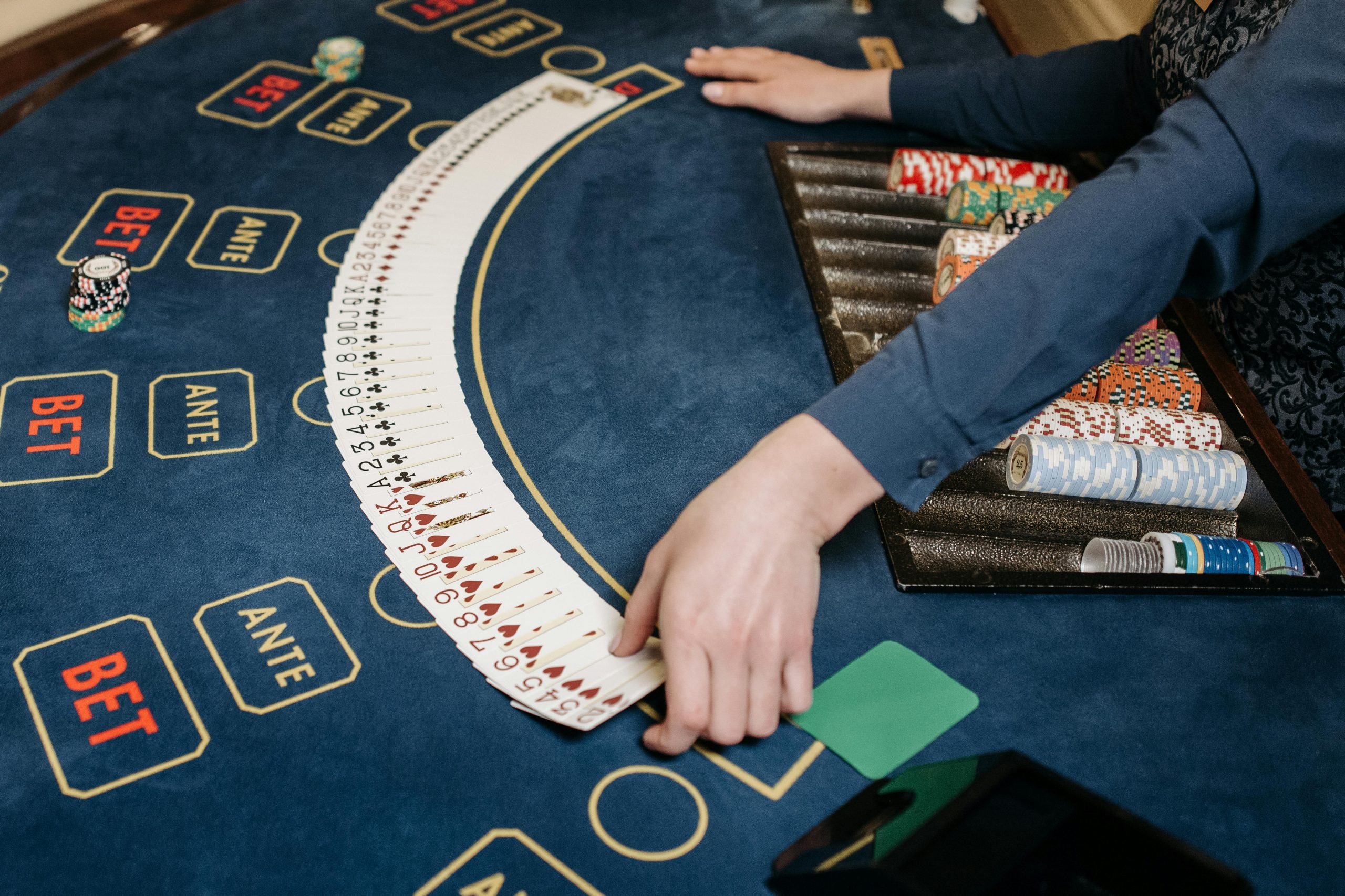 De Technologische Evolutie van Poker Van Tafelspel naar Digitale Sensatie